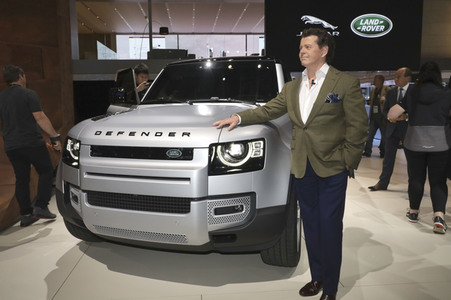 Weltpremiere des Land Rover Defender in Frankfurt