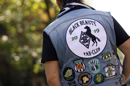 Polizeimaßnahmen beim Derby 1. FC Köln gegen Borussia Mönchengladbach in Köln