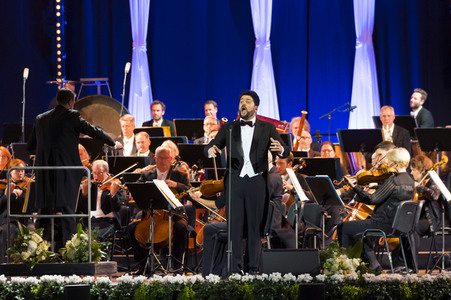 Konzert von Anna Netrebko und Yusif Eyvazov in Halle (Westfalen)