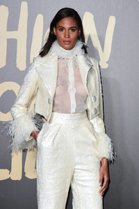 Fashion for Relief Show 2019 auf der London Fashion Week SS20