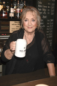 Serienpremiere 'Prost Mortem - Die letzte Runde' in München