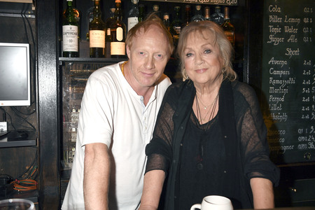 Serienpremiere 'Prost Mortem - Die letzte Runde' in München