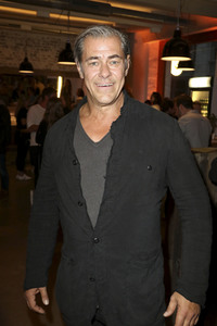 'Henry Likes Pizza' Event in Hamburg