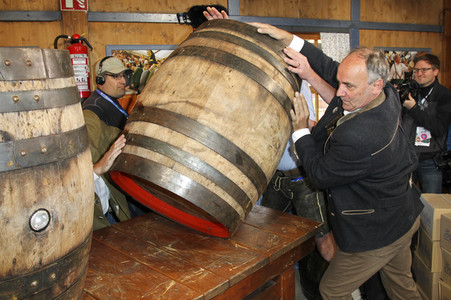 Wiesn Anstich auf dem Oktoberfest 2019 im Schottenhamel Festzelt in München