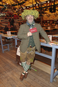 Wiesn Anstich auf dem Oktoberfest 2019 im Schottenhamel Festzelt in München