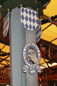 Wiesn Anstich auf dem Oktoberfest 2019 im Schottenhamel Festzelt in München