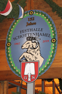 Wiesn Anstich auf dem Oktoberfest 2019 im Schottenhamel Festzelt in München