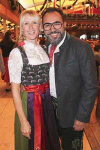 Wiesn Anstich auf dem Oktoberfest 2019 im Schottenhamel Festzelt in München
