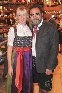 Wiesn Anstich auf dem Oktoberfest 2019 im Schottenhamel Festzelt in München