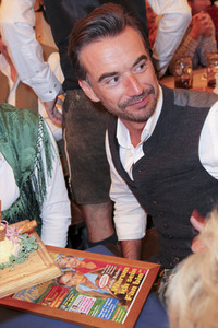 Wiesn Anstich auf dem Oktoberfest 2019 im Schottenhamel Festzelt in München