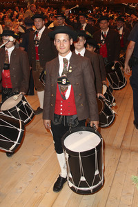 Wiesn Anstich auf dem Oktoberfest 2019 im Schottenhamel Festzelt in München