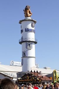 Wiesn Anstich auf dem Oktoberfest 2019 im Schottenhamel Festzelt in München