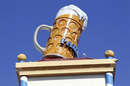 Wiesn Anstich auf dem Oktoberfest 2019 im Schottenhamel Festzelt in München