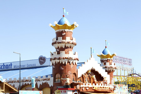 Wiesn Anstich auf dem Oktoberfest 2019 im Schottenhamel Festzelt in München