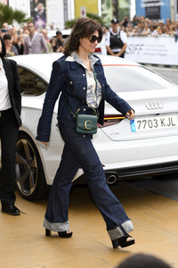 Ankunft von Juliette Binoche auf dem San Sebastian International Film Festival 2019