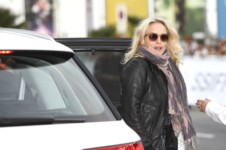 Ankunft von Nina Hoss auf dem San Sebastian International Film Festival 2019