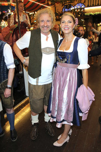Im Marstall Festzelt auf dem Oktoberfest 2019 in München