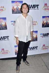 Filmpremiere '7 Days to Vegas' in Beverly Hills