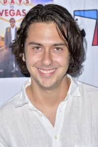 Filmpremiere '7 Days to Vegas' in Beverly Hills