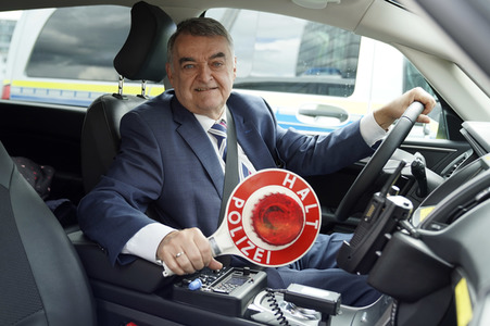 Vorstellung der neuen Streifenwagen der Polizei NRW in Düsseldorf