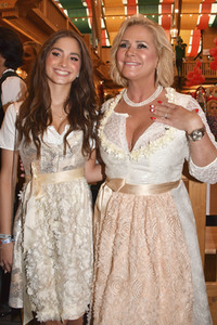 Sixt Damen Wiesn auf dem Oktoberfest 2019 in München