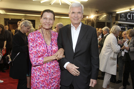 Premiere der Spielzeit 2019/2020 des Hansa Theater in Hamburg