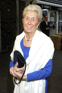 Premiere der Spielzeit 2019/2020 des Hansa Theater in Hamburg