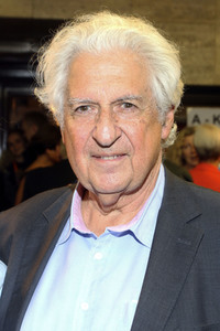 Premiere der Spielzeit 2019/2020 des Hansa Theater in Hamburg