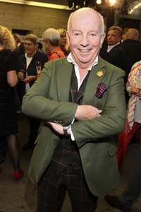 Premiere der Spielzeit 2019/2020 des Hansa Theater in Hamburg