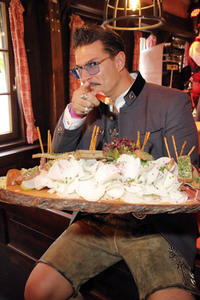Wiesn Charity Lunch auf dem Oktoberfest 2019 in München