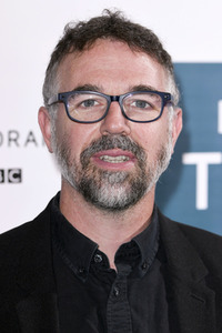 Serienscreening 'Giri/Haji' in London