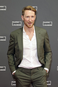 Festivaleröffnung mit Filmpremiere 'Die schönste Zeit unseres Lebens', Filmfest Hamburg 2019