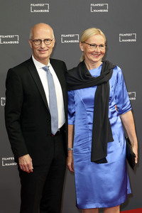 Festivaleröffnung mit Filmpremiere 'Die schönste Zeit unseres Lebens', Filmfest Hamburg 2019