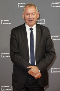 Festivaleröffnung mit Filmpremiere 'Die schönste Zeit unseres Lebens', Filmfest Hamburg 2019