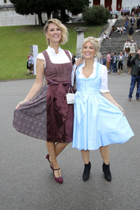 Madl Wiesn auf dem Oktoberfest 2019 in München
