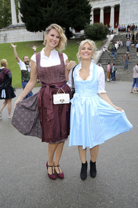 Madl Wiesn auf dem Oktoberfest 2019 in München