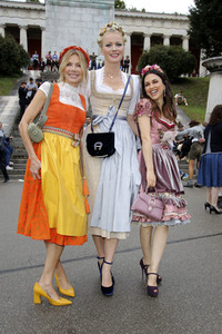 Madl Wiesn auf dem Oktoberfest 2019 in München