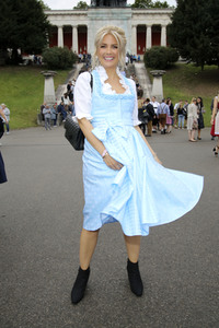 Madl Wiesn auf dem Oktoberfest 2019 in München
