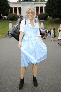 Madl Wiesn auf dem Oktoberfest 2019 in München