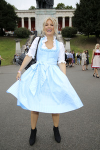 Madl Wiesn auf dem Oktoberfest 2019 in München