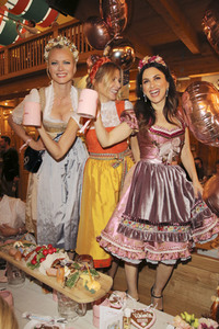 Madl Wiesn auf dem Oktoberfest 2019 in München
