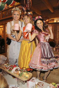 Madl Wiesn auf dem Oktoberfest 2019 in München