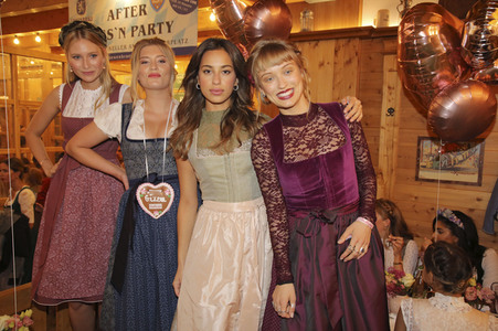 Madl Wiesn auf dem Oktoberfest 2019 in München