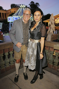 In Käfers Wiesn Schänke auf dem Oktoberfest 2019 in München