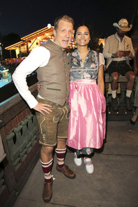 In Käfers Wiesn Schänke auf dem Oktoberfest 2019 in München