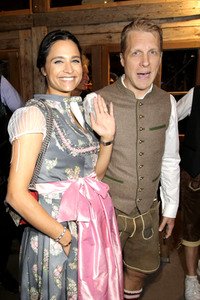 In Käfers Wiesn Schänke auf dem Oktoberfest 2019 in München