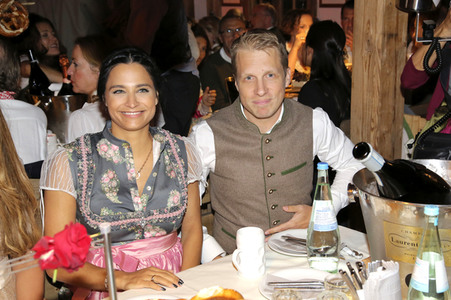 In Käfers Wiesn Schänke auf dem Oktoberfest 2019 in München
