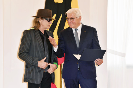 Ordensverleihung zum Tag der Deutschen Einheit in Berlin