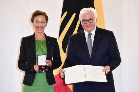 Ordensverleihung zum Tag der Deutschen Einheit in Berlin