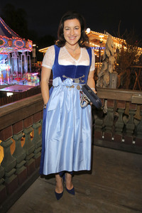 In Käfers Wiesn Schänke auf dem Oktoberfest 2019 in München